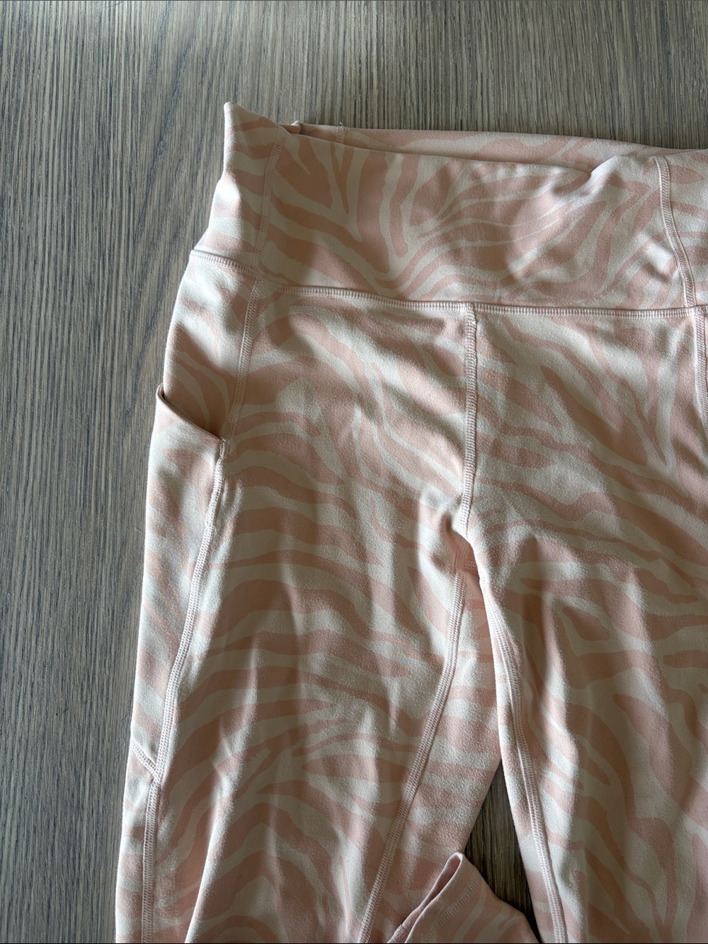 Fabletics PureLuxe Pink Zebra Print High Waisted Leggings Size Medium Pockets - Picture 4 of 9